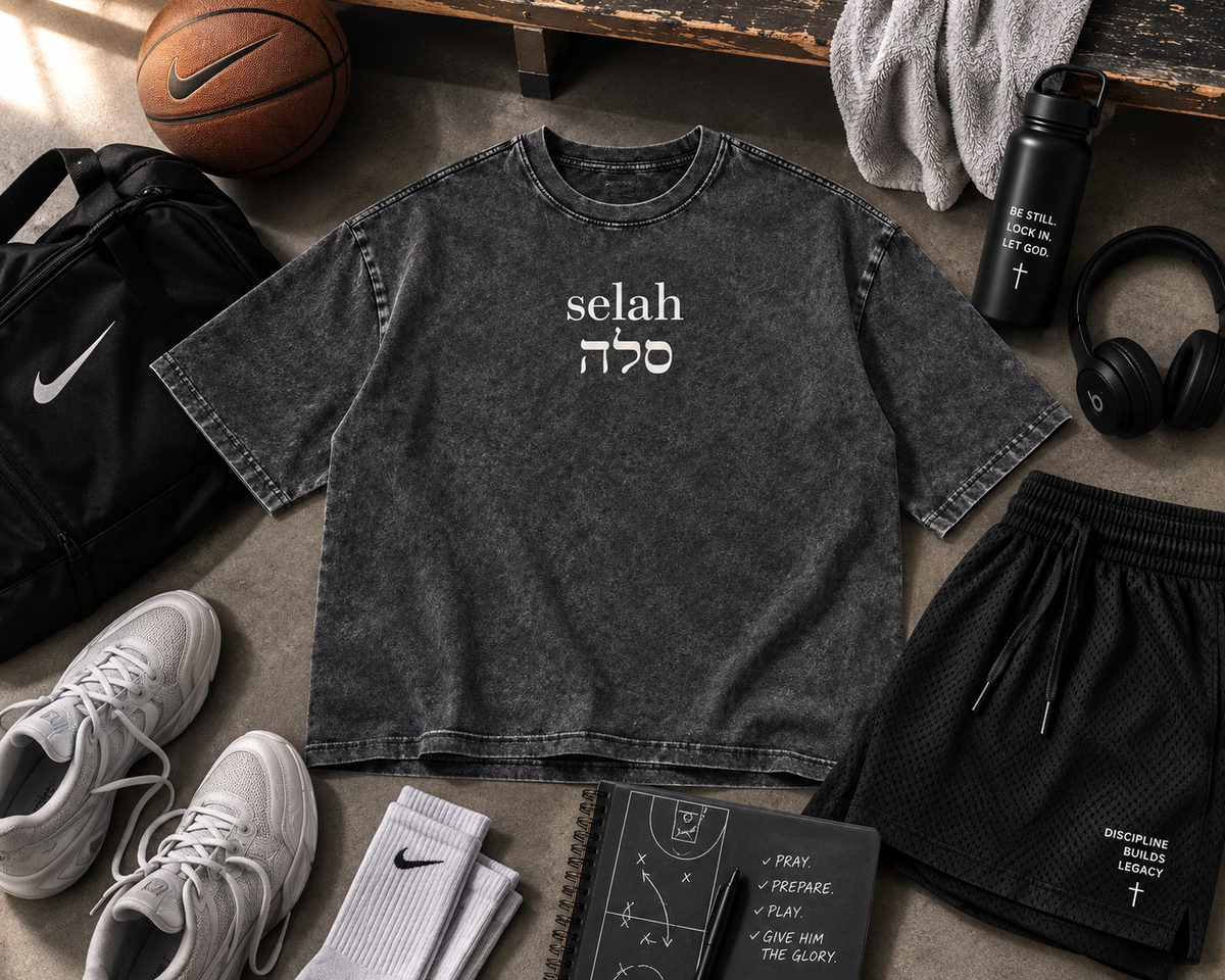 Selah Snow Washed Oversize Tee